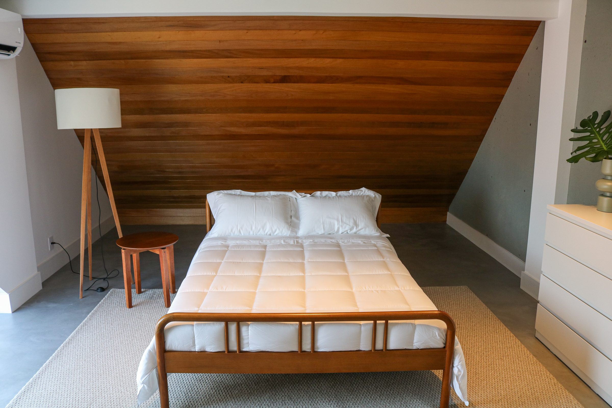 Casa Praia Mole, attic bedroom